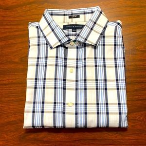 💙NWOT💙Men’s Blue Tommy Hilfiger Slim Fit Plaid Dress 👔Shirt
